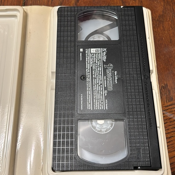 Pinocchio vhs - Picture 3 of 3